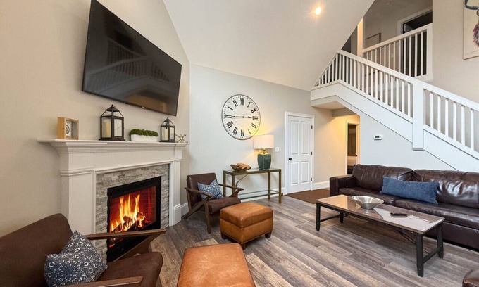 Cranmore Birches Apartment | Luxe Mountain Home | River, Cranmore and Downtown!