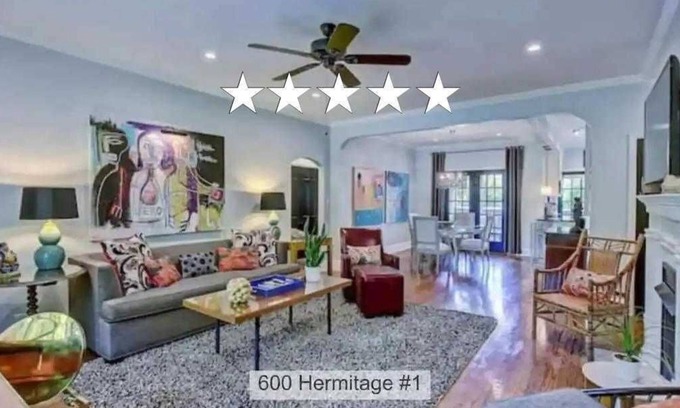 Myers Park Condo | Luxe Myers Park 2BR King Condo | Porch | Private