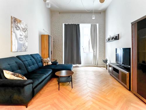 Smichov Apartment | LuxeLoftPrague