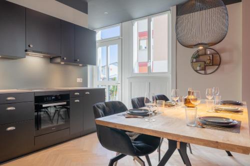 Thun Apartment | Luxuriöse Loftwohnung im Herzen von Thun