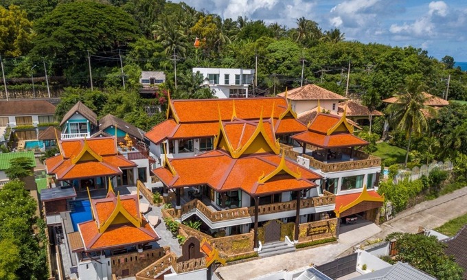 Patong Villa | Luxurious 13 bedroom Private Villa Phuket Thailand