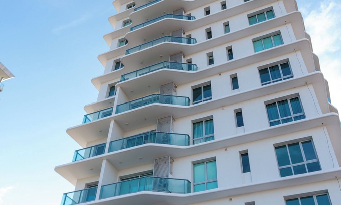 Asuncion Condo | Luxurious 2-bedroom with gym, pool and AC in the best location of Asunción