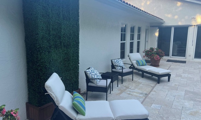 Ocean Ridge House | Luxurious 4-bedroom beach house in lovely Ocean Ridge with private pool oasis