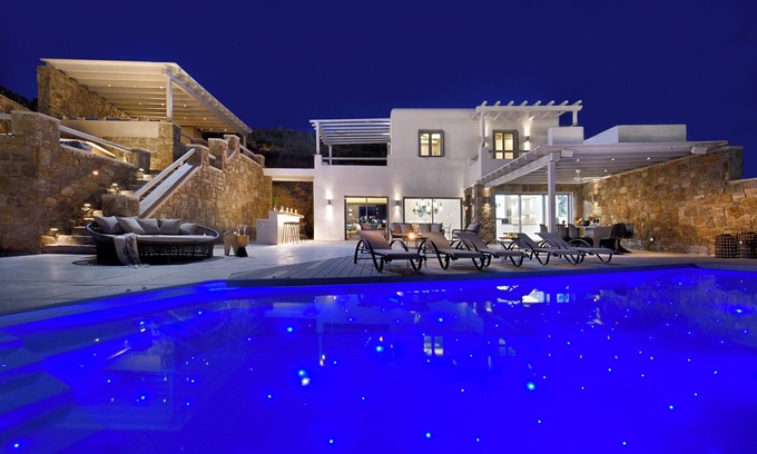 Kanalia Villa | Luxurious 5-bedroom villa in marvelous Mykonos With full sea views