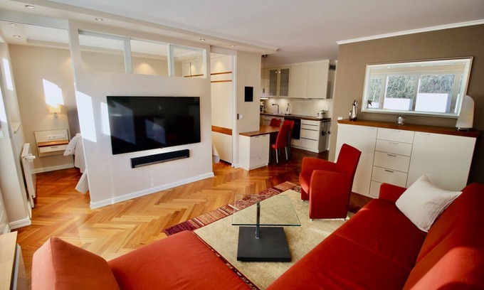 Timmendorfer Strand Apartment | Luxurious apartment for two: close to the beach, central & lovingly designed