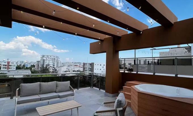 Santo Domingo Apartment | Luxurious Apartment with Jacuzzi