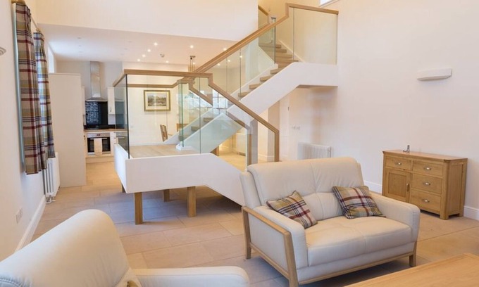 Carlisle Apartment | Luxurious Apartment in a Grade II*' Listed Estate