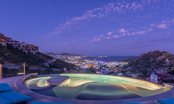 Pedregal House | Luxurious Casa Carmelo 5 Master Bedrooms-Large Sea of Cortez & Pacific Terraces