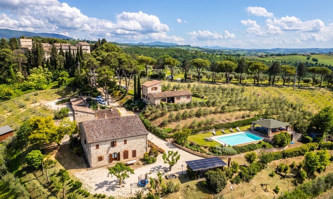 Loreto House | Luxurious home in Petroro Todi PG