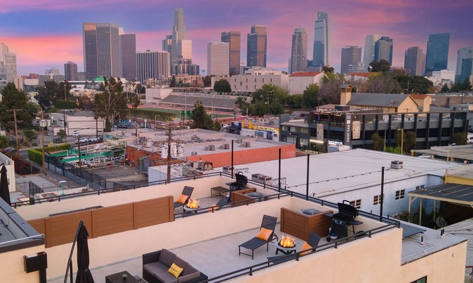 Westlake House | Luxurious LA Home w/Rooftop Deck Near Staples