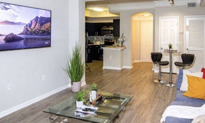 Ridgedale Park Condo | Luxurious Modern Condo Buckhead-Lenox Mall