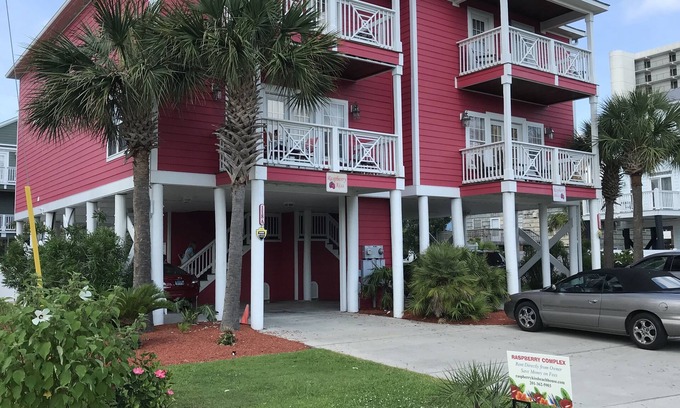 Garden City House | Luxurious Ocean View 5BR/5.5BA Immaculate House W/Pvt Heated Pool Steps to Beach