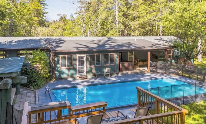 Pocono Lake House | Luxurious Ranch located in a secluded area, Private Pool, Hot Tub, Cabana Bar
