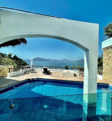 Las Hadas Villa | Luxurious residence with sea view