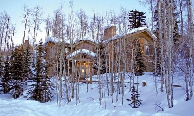 Snowmass Village House | Luxurious Ski House on Snowmass Mountain. 324 Deer Ridge Lane Snowmass Village.