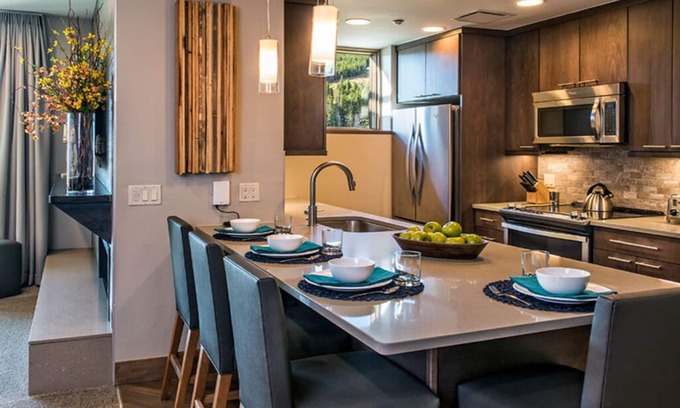 Peak 8 Resort | Luxurious ski-in/ski-out accommodations in Breckenridge, Colorado