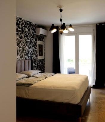 Porto Rafti Apartment | Luxurious studio apartment close to the beach and airport