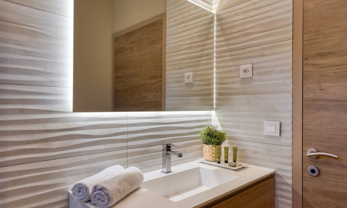 Grand Case Apartment | Luxurious studio in the heart of Grand Case, 20 meters from the beach, studio 1