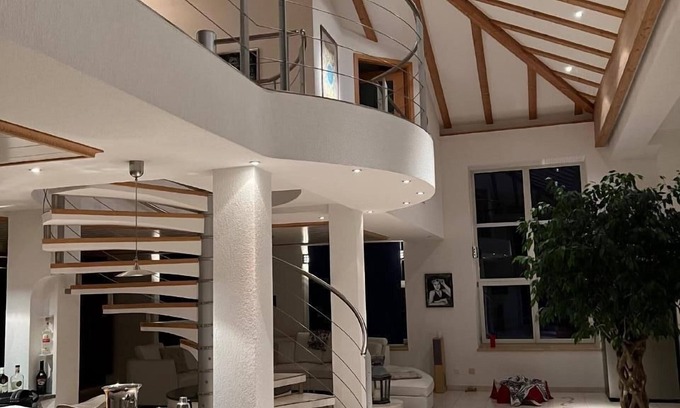 Rorbas House | Luxurious Vacation-Loft Atrium -X-