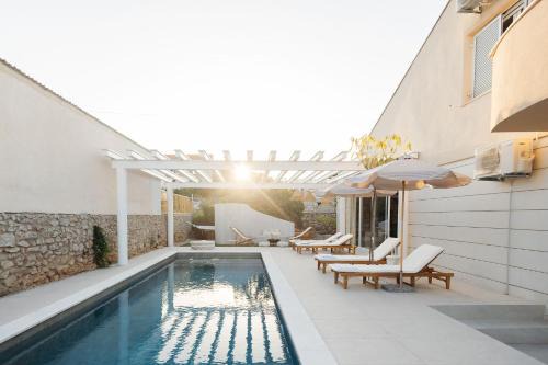 Murter Villa | Luxurious Villa Ksenia with Pool Murter