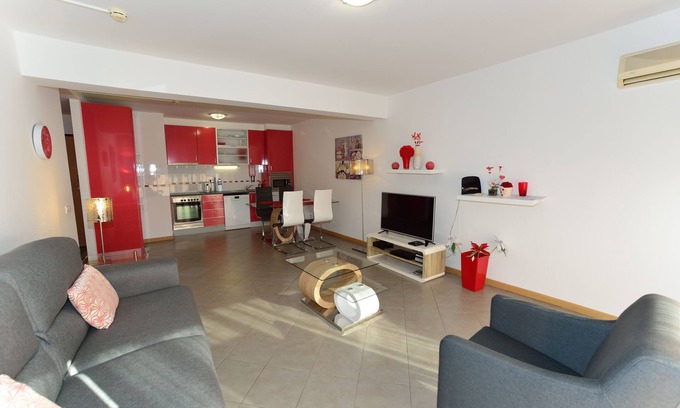 Portimao Apartment | Luxury 1 Bedroom Apartment In 4 Star Oceano Atlantico Complex With Sea View