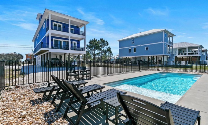 Gulf Shores House | Luxury 10 BR Beach House - Beach & Lagoon Views w Private Heated Pool