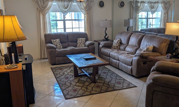 Lutz Condo | Luxury 1BR King Condo, Screened Lanai, Pond Views - Clothing Optional