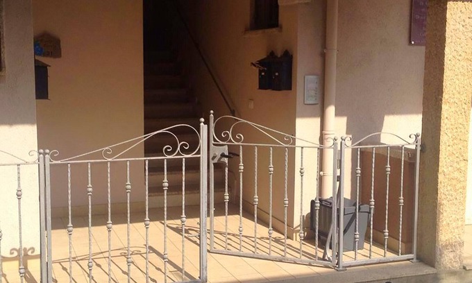 Castelsardo Apartment | Luxury 2 bed apartment with stunning sea views, close to sea and shops, NEW wifi