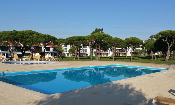 Quarteira Apartment | Luxury 2 bedroom apartment - super-fast WiFi and Sky TV in 3 pool gated complex
