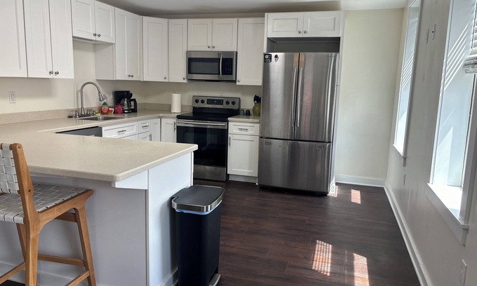 Leadsville Apartment | Luxury 2-bedroom apartment in downtown Elkins.