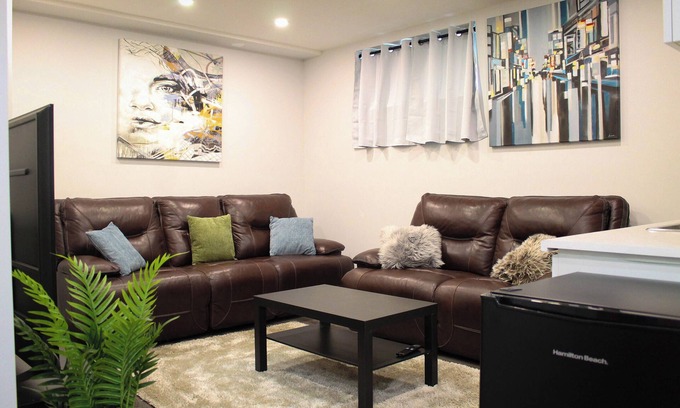 Fort Gary House | Luxury 2 bedroom basement