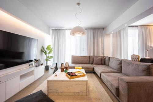 Nea Smirni Apartment | Luxury 3-bedroom Apartment Athens Nea Smirni