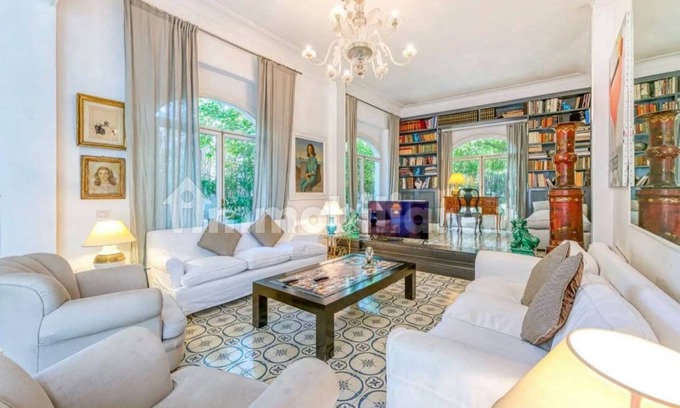 Quartiere III Pinciano Villa | Luxury 5 Bedrooms Villa Parioli