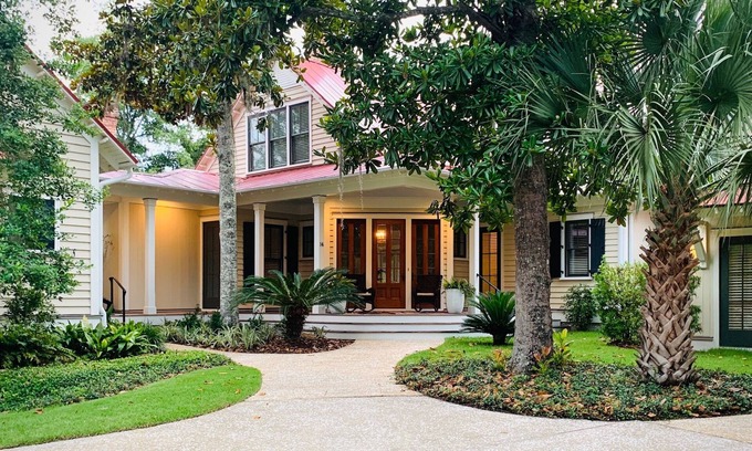 Palmetto Bluff House | Luxury 5 Star Waterfront 4300 sq.ft. Private Village home!