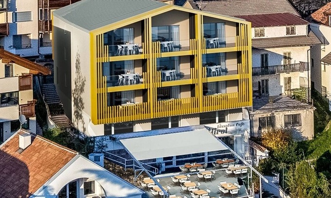 Tirolo Apartment | Luxury apartments in the center of Dorf Tirol - quiet location. 201