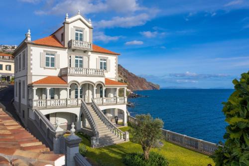 Santa Maria Maior Villa | Luxury Barreirinha House old town by Holiday Rental Madeira