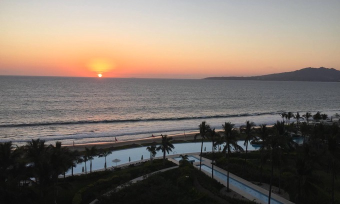 Flamingos Condo | Luxury Beachfront Condo in Península Nuevo Vallarta