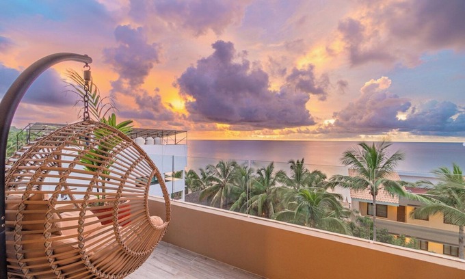 San Francisco Condo | Luxury Beachfront 3 Bedroom Dual Unit with Ocean View