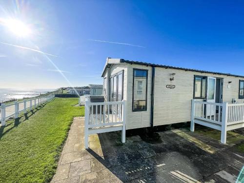 Hopton on Sea Other | Luxury Caravan Boasting Full Sea Views At Hopton Holiday Park Ref 80041S