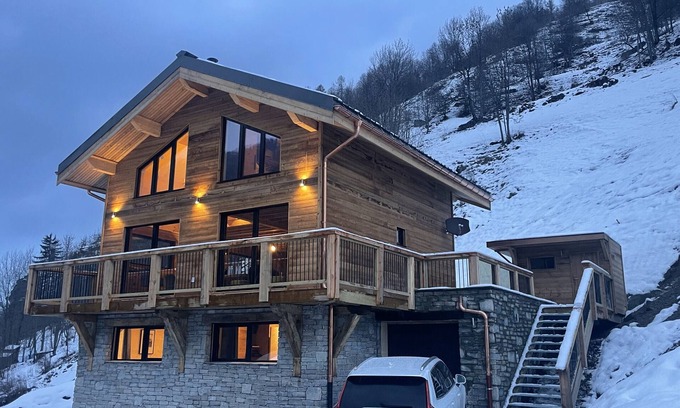 Nancroit Ski Chalet | luxury chalet for 10 to 12 people