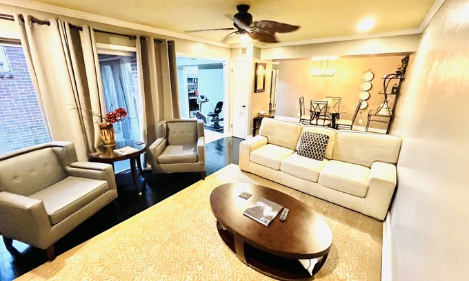 Macon Condo | LUXURY CONDO - ALLMAN BROTHERS BAND MUSEUM, MERCER UNIVERSITY, AMPHITHEATER