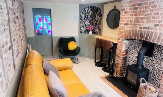 Canterbury Cottage | Luxury Cosy Cottage in Canterbury