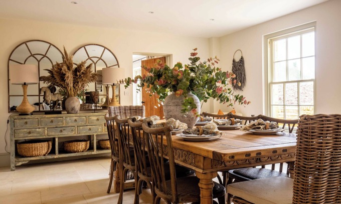 Woodstock House | Luxury Cotswolds Retreat near Soho Farmhouse | Family & Dog Friendly