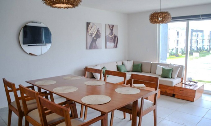 Puente del Mar Apartment | Luxury Diamante Apartment, Private Beach Club, 4 Bedrooms, 8 Guests