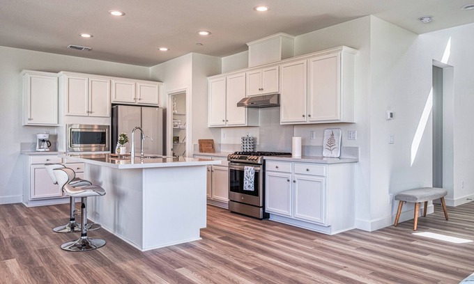 Tracy House | Luxury Furnished homes in Tracy with Mini Golf