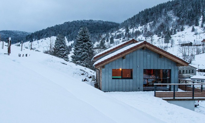 La Bresse Ski Chalet | LUXURY GITE 9P, SAUNA, CLIMBING ROOM