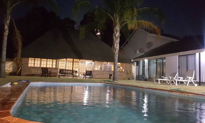 Newcastle House | Luxury Heights Guesthouse
