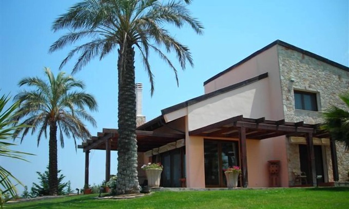 Kassandra Villa | luxury holidays sani chalkidiki villa