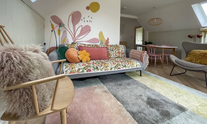 Sibbertoft Cabin | Luxury Lakeside Lodge with Boutique Chic Interior