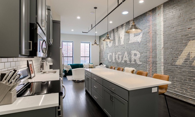 Downtown Lincoln Condo | Luxury Lofts, near UNL, Arena, Stadium, prime location #203